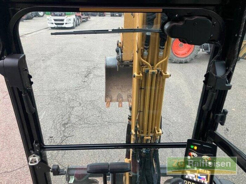 Bagger des Typs Caterpillar 303 Minibagger, Gebrauchtmaschine in Bühl (Bild 9)