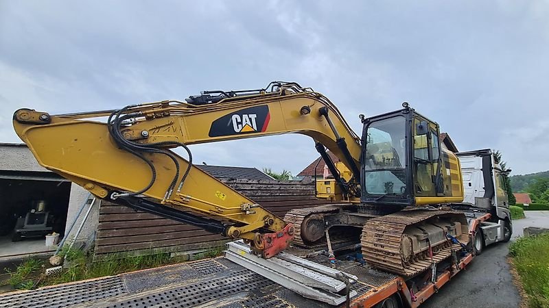 Bagger of the type Caterpillar 318 FL, Gebrauchtmaschine in Fürstenstein (Picture 3)