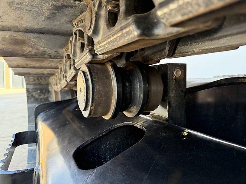 Bagger от тип Caterpillar 320D3, Gebrauchtmaschine в Kaunas (Снимка 7)