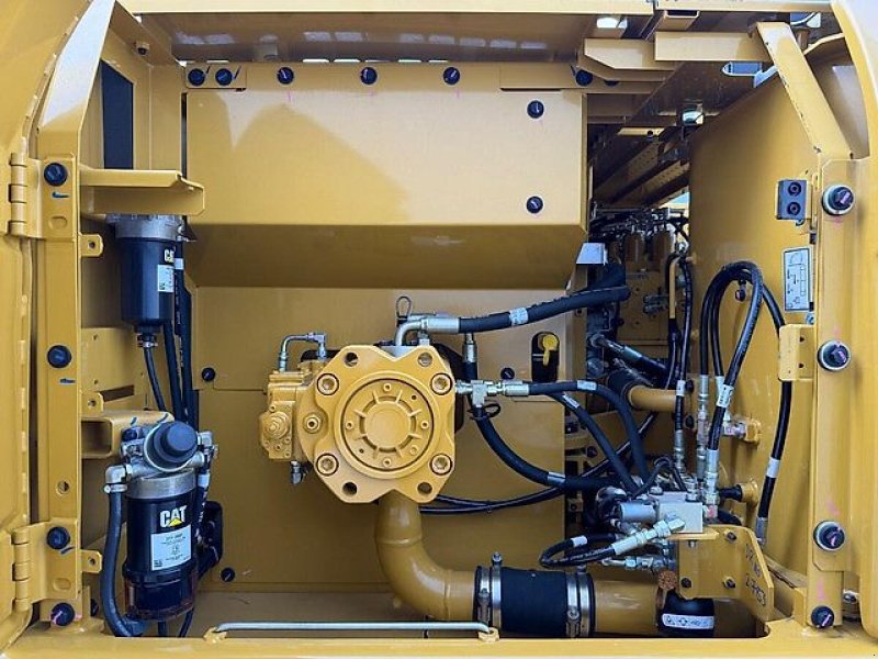 Bagger от тип Caterpillar 320D3, Gebrauchtmaschine в Kaunas (Снимка 11)