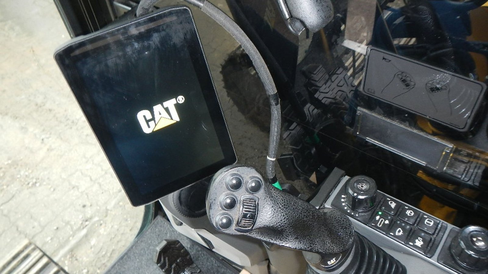 Bagger za tip Caterpillar 323 Next Gen, Gebrauchtmaschine u Aabenraa (Slika 24)