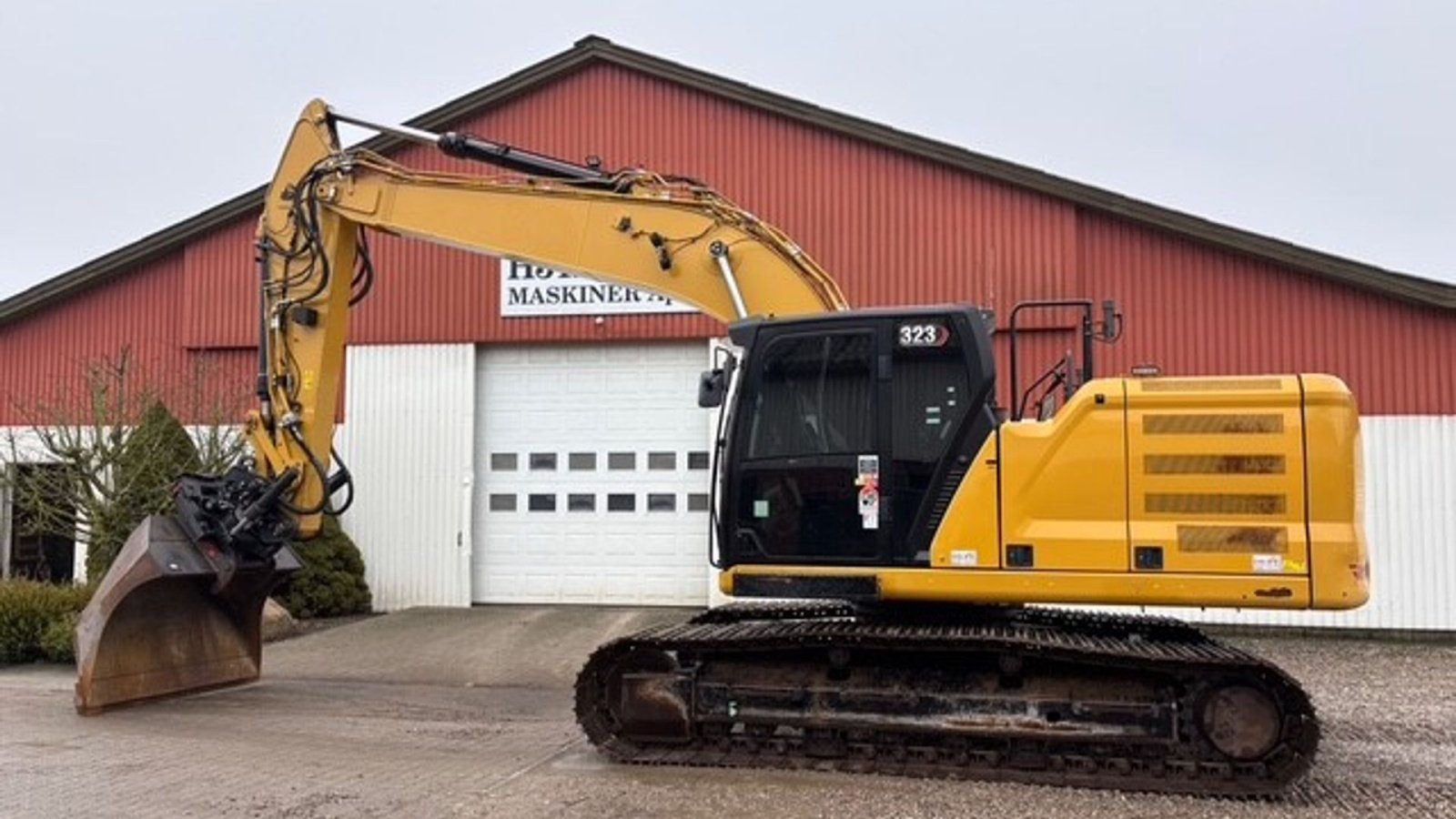 Bagger za tip Caterpillar 323 Next Gen, Gebrauchtmaschine u Aabenraa (Slika 3)