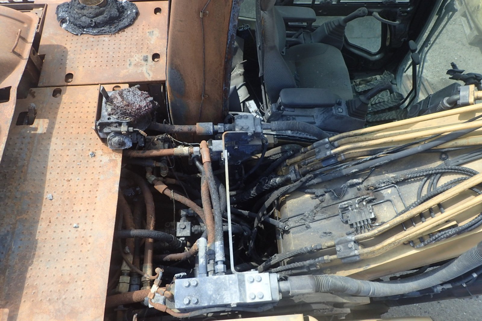 Bagger des Typs Caterpillar 323D, Gebrauchtmaschine in Viborg (Bild 7)