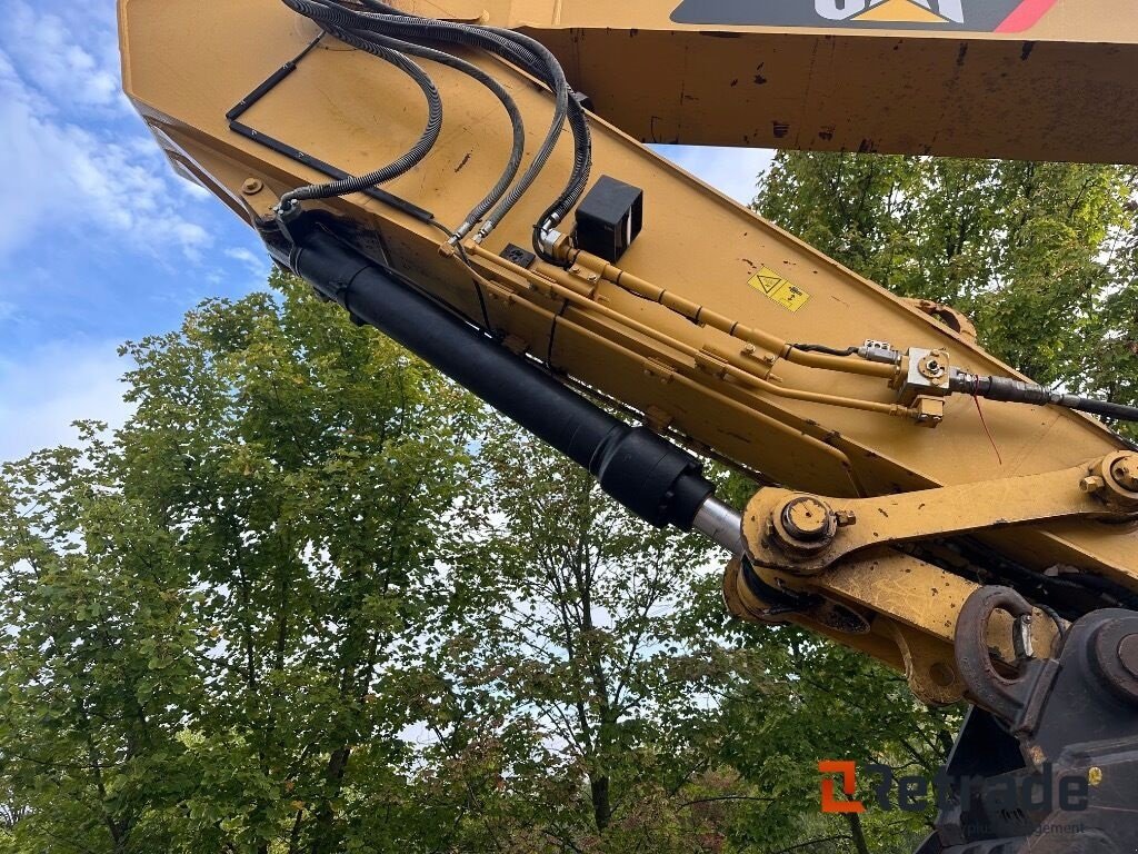 Bagger типа Caterpillar 335 FLCR, Gebrauchtmaschine в Rødovre (Фотография 4)