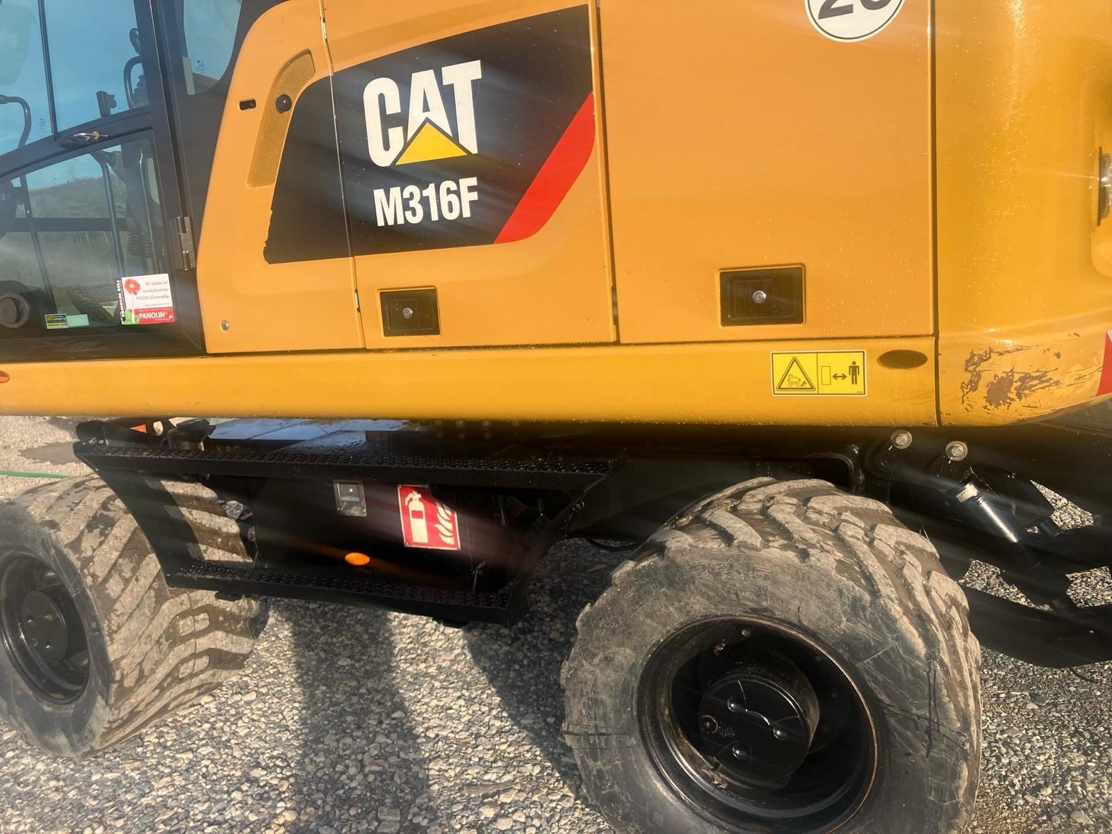 Bagger des Typs Caterpillar M316 F, Gebrauchtmaschine in Kruft (Bild 4)