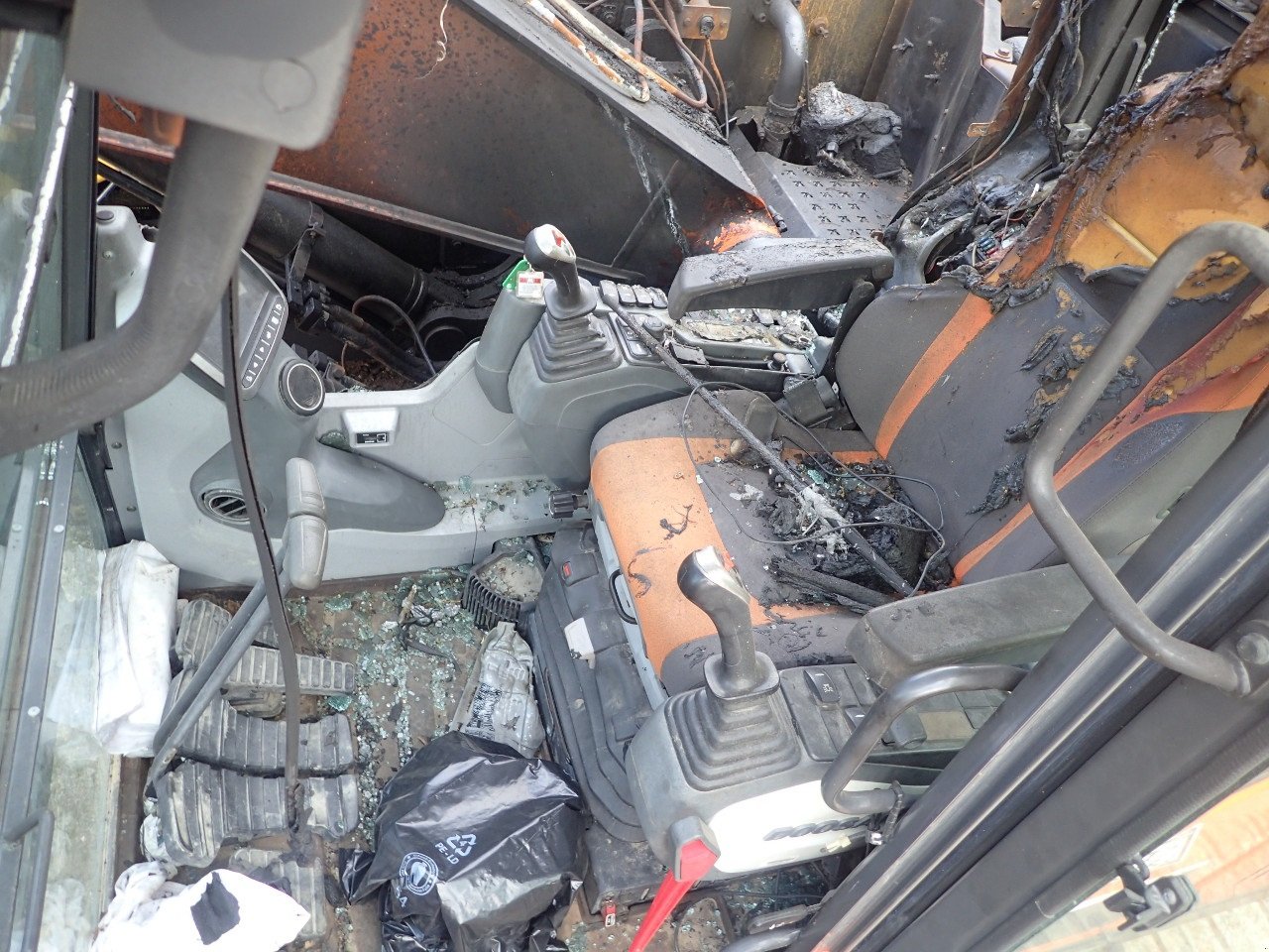 Bagger des Typs Daewoo-Doosan DX235LCR-5, Gebrauchtmaschine in Viborg (Bild 13)