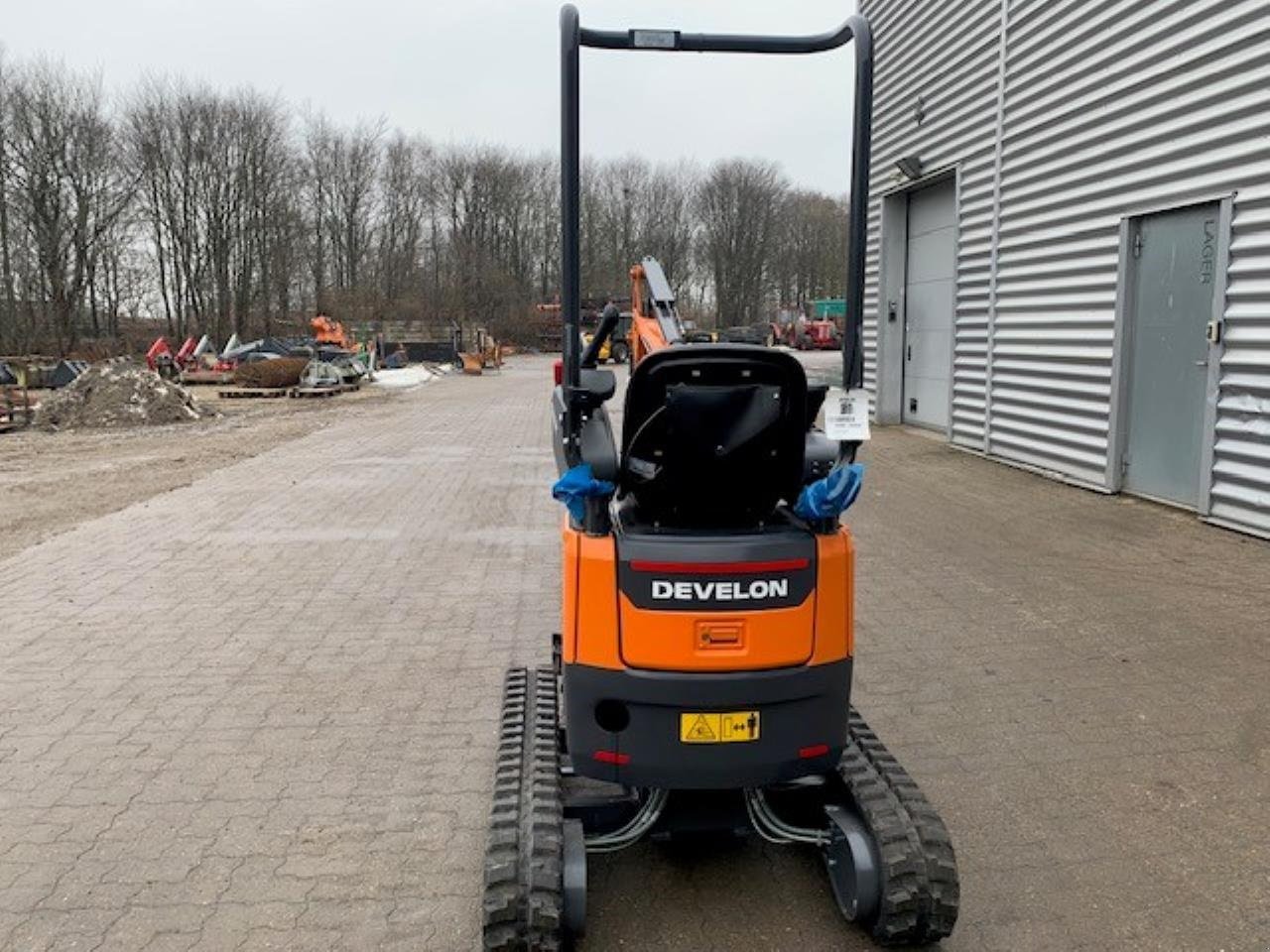 Bagger of the type Develon DEVELON DX10Z-7 MINI, Gebrauchtmaschine in Jelling (Picture 3)