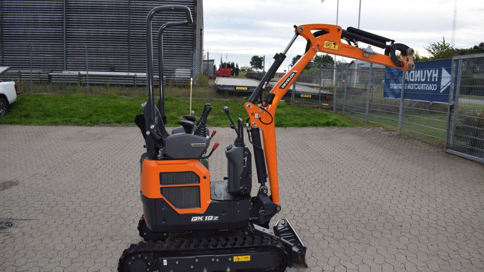 Bagger tipa Develon DX10Z-7, Gebrauchtmaschine u Fredensborg (Slika 5)