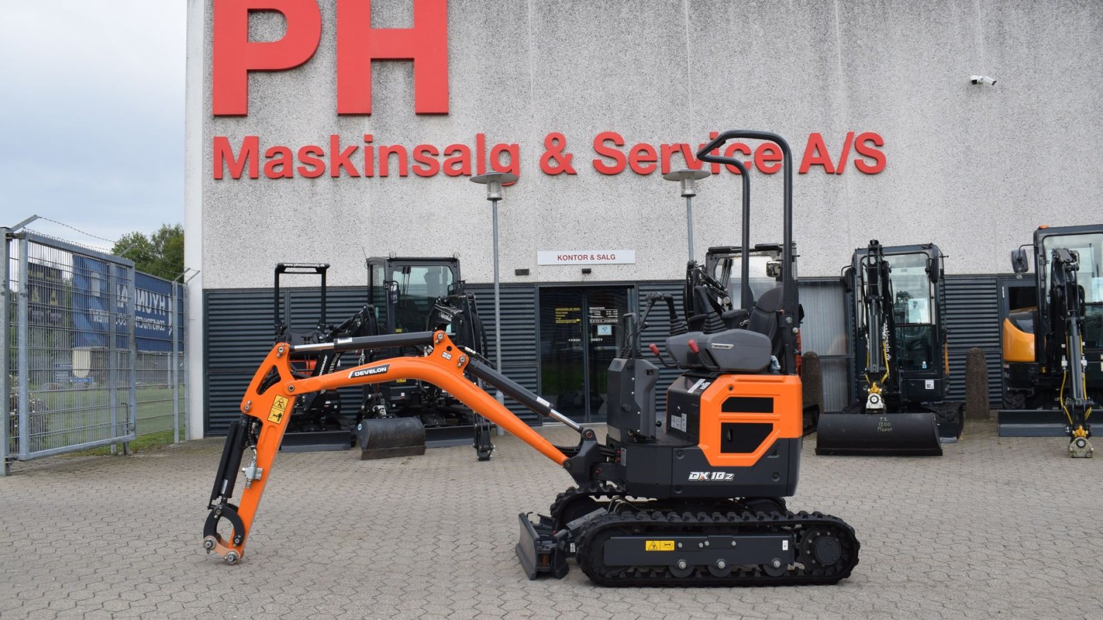 Bagger tipa Develon DX10Z-7, Gebrauchtmaschine u Fredensborg (Slika 1)