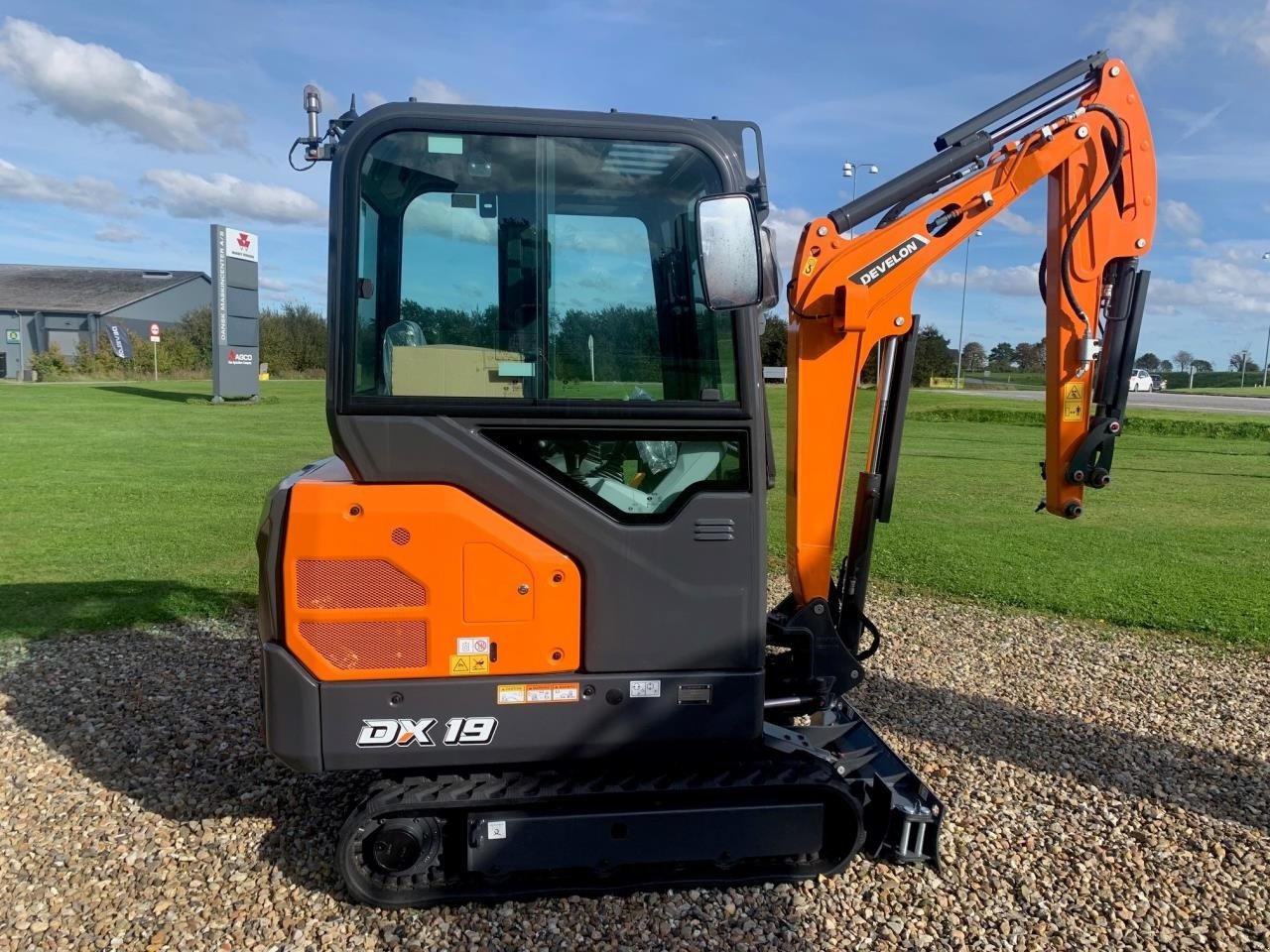 Bagger του τύπου Develon DX19-7 MINIG, Gebrauchtmaschine σε Jelling (Φωτογραφία 5)