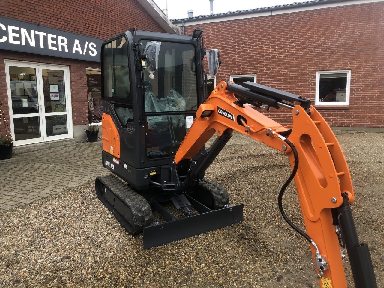 Bagger типа Develon DX19-7 MINIG, Gebrauchtmaschine в Videbæk (Фотография 9)