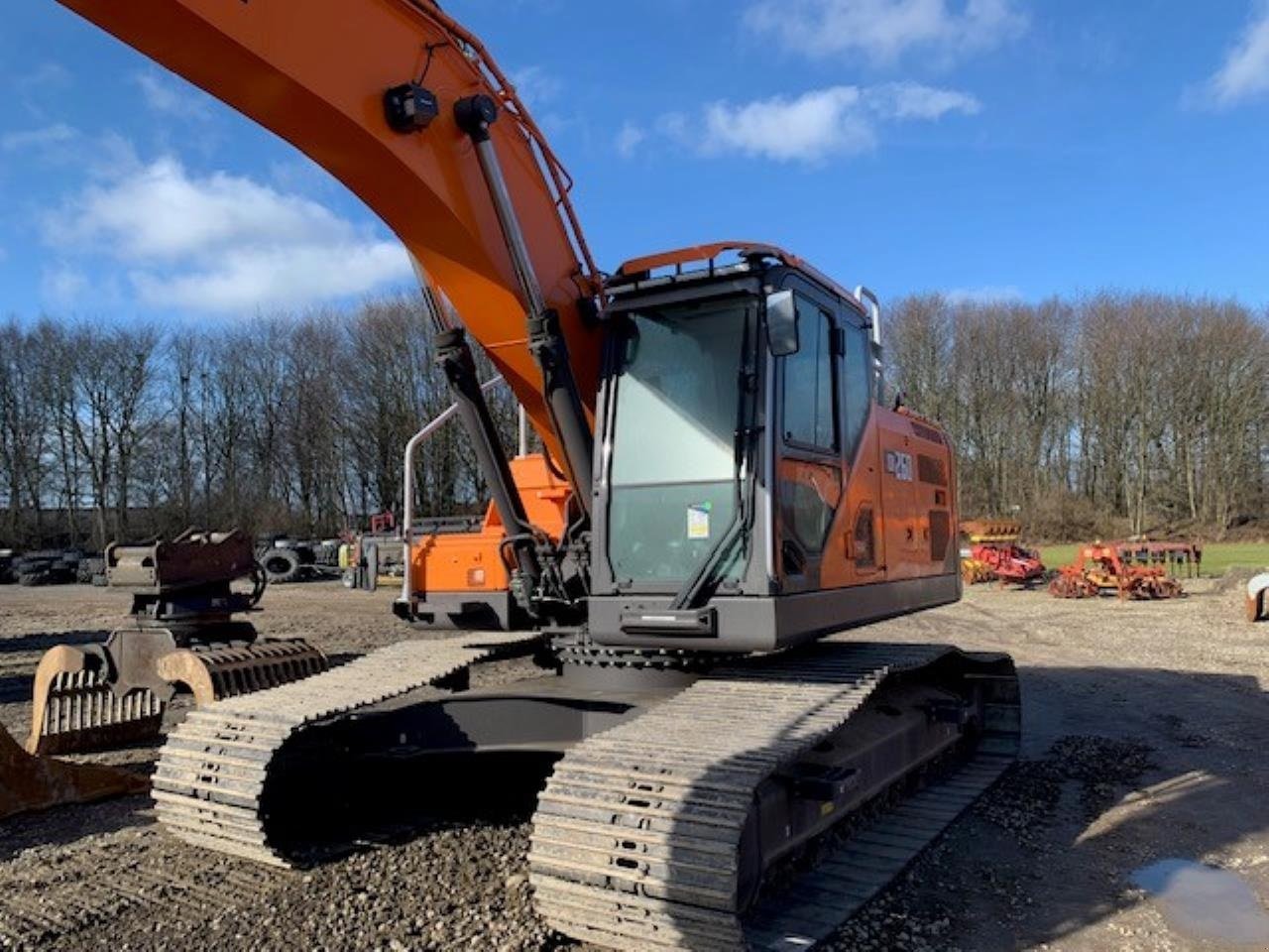 Bagger of the type Develon DX260LC-9, Gebrauchtmaschine in Jelling (Picture 3)