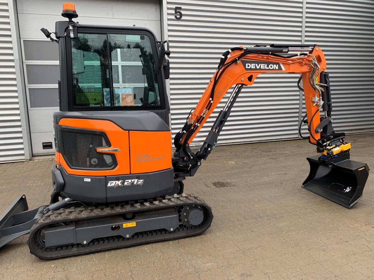 Bagger del tipo Develon DX27Z-7 MINI, Gebrauchtmaschine In Jelling (Immagine 4)