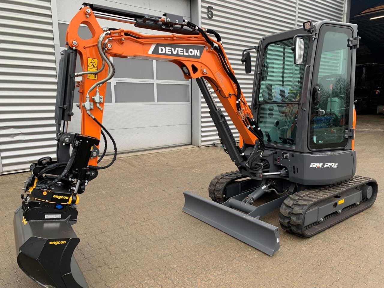 Bagger del tipo Develon DX27Z-7 MINI, Gebrauchtmaschine In Jelling (Immagine 1)