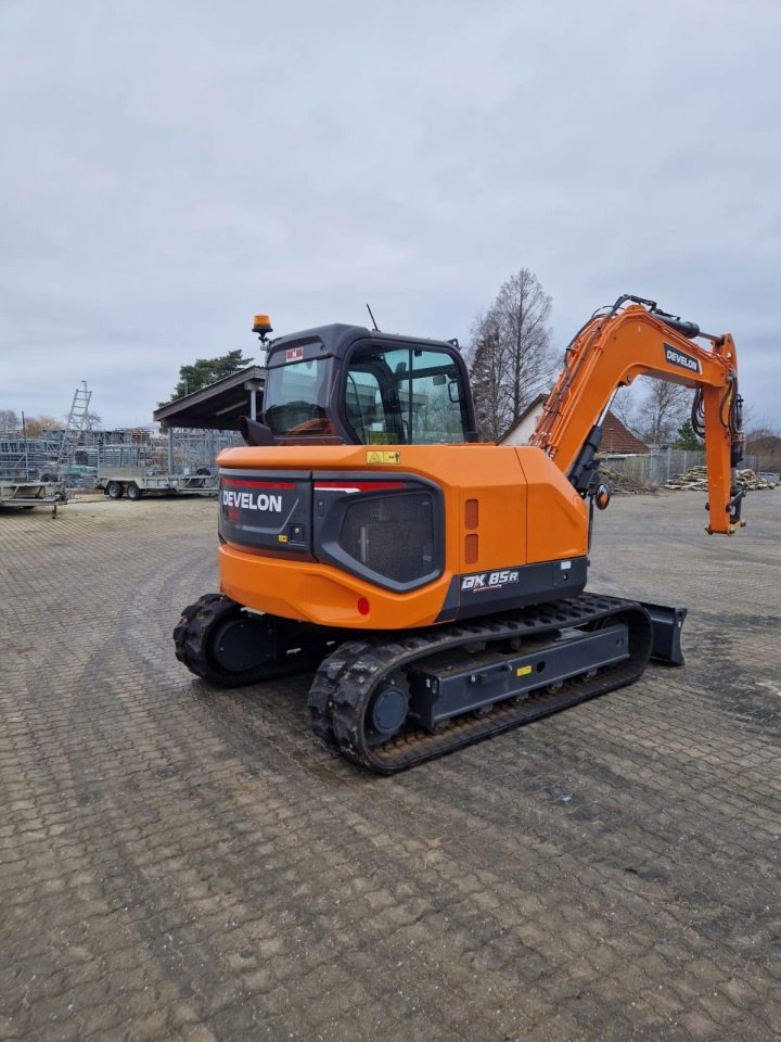 Bagger des Typs Develon DX85R-7, Gebrauchtmaschine in Jelling (Bild 2)