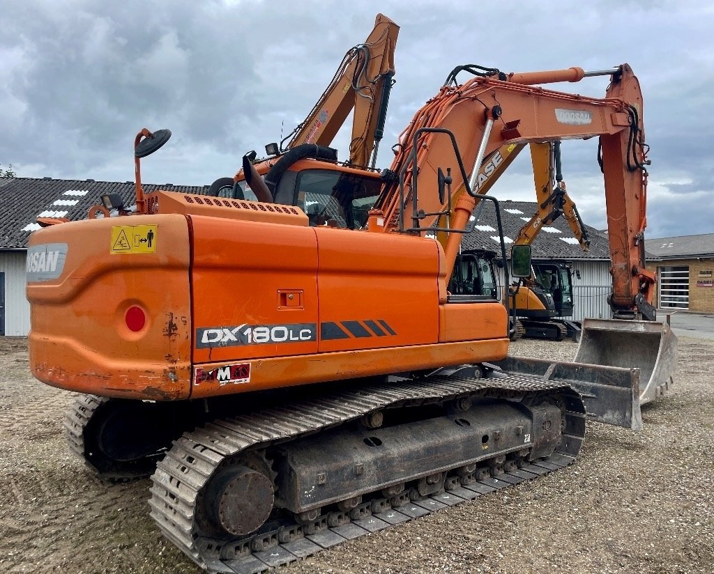 Bagger типа Doosan DX 180 LC-3, Gebrauchtmaschine в Vrå, Frejlev, Hornslet & Ringsted (Фотография 3)