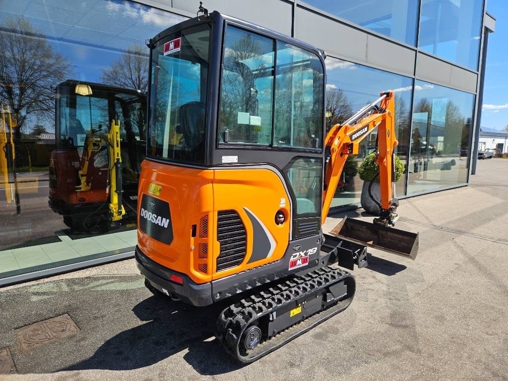 Bagger za tip Doosan DX 19, Gebrauchtmaschine u Fårevejle (Slika 3)