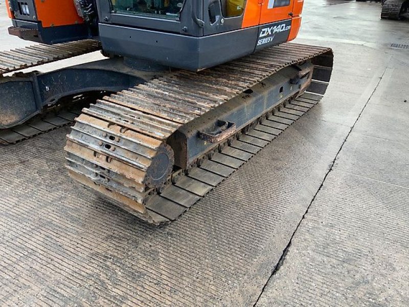 Bagger of the type Doosan DX140 LCR, Gebrauchtmaschine in Kaunas (Picture 16)