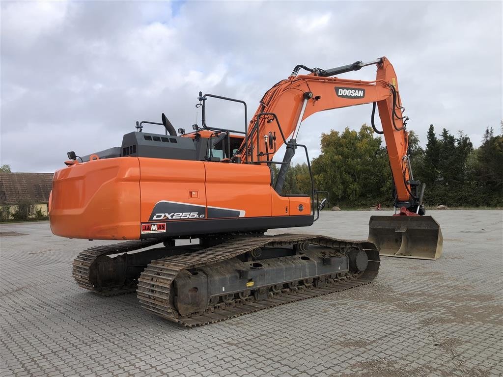 Bagger типа Doosan DX255 LC-5, Gebrauchtmaschine в Kalundborg (Фотография 6)