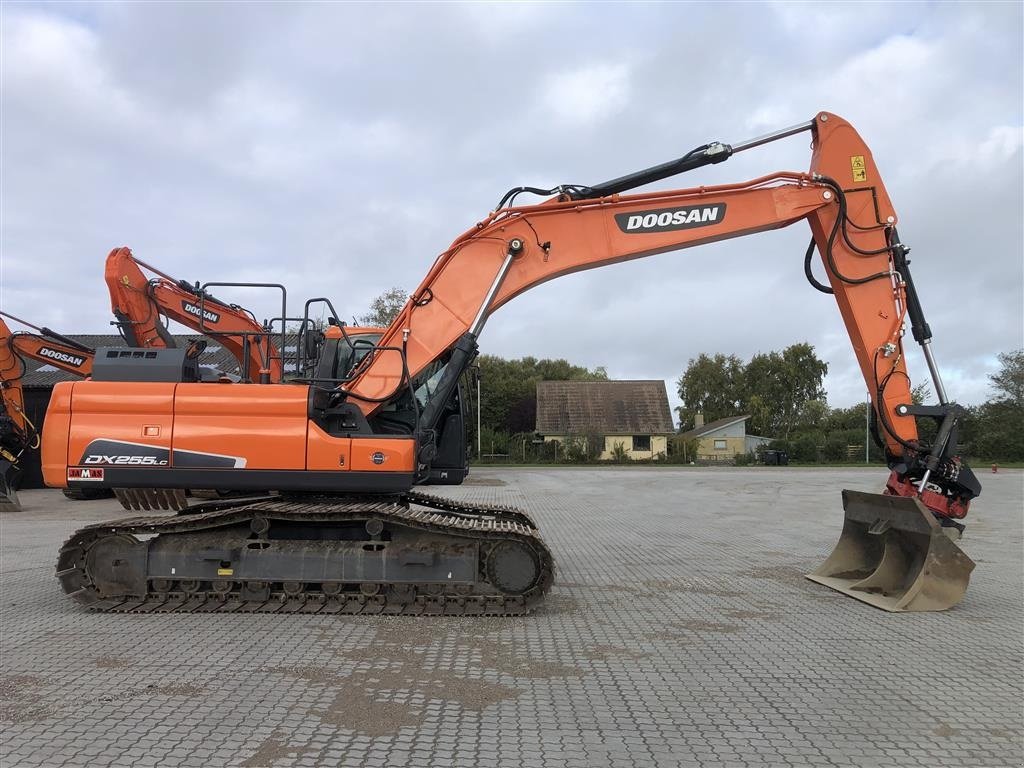 Bagger типа Doosan DX255 LC-5, Gebrauchtmaschine в Kalundborg (Фотография 2)