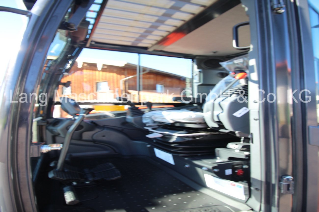 Bagger des Typs Eurocomach 100 TR, Neumaschine in Petting (Bild 14)