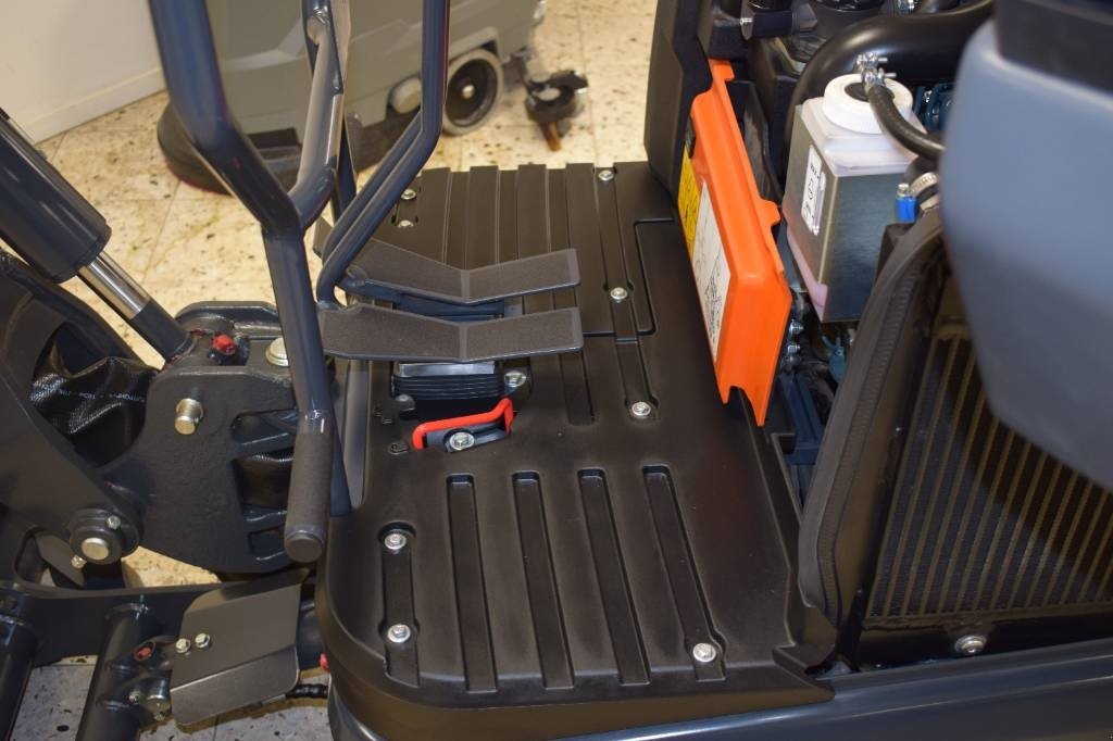 Bagger of the type Eurocomach 12 ZT FABRIKSNY, Compacttilt Rotator CTR2, Gebrauchtmaschine in Fredensborg (Picture 5)