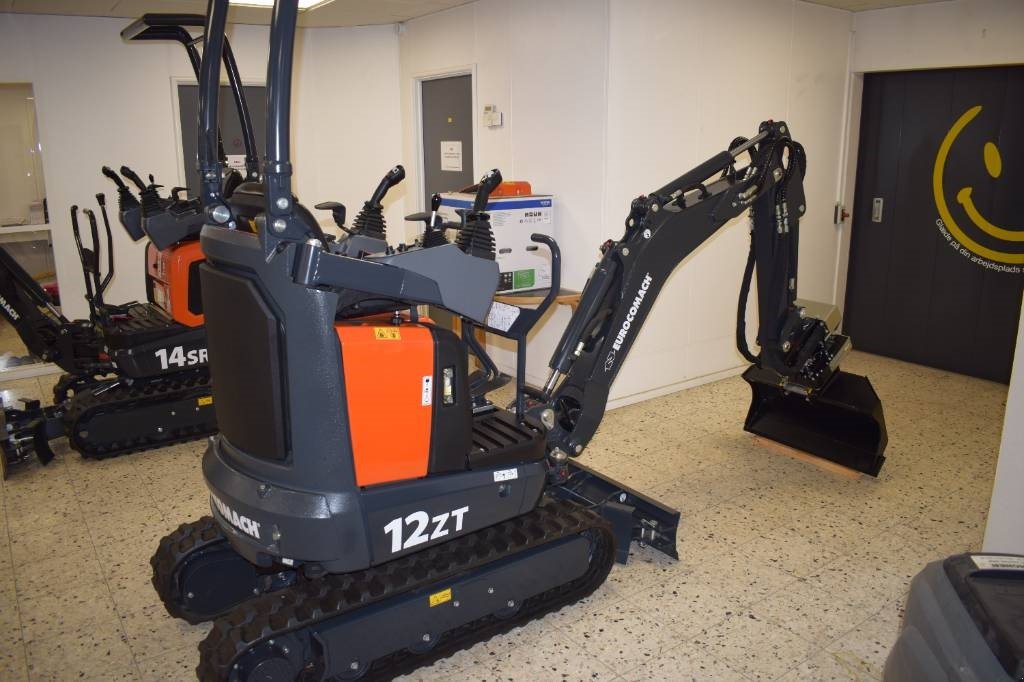 Bagger of the type Eurocomach 12 ZT FABRIKSNY, Compacttilt Rotator CTR2, Gebrauchtmaschine in Fredensborg (Picture 2)