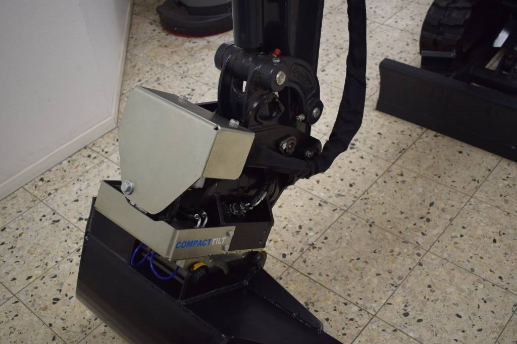 Bagger of the type Eurocomach 12 ZT FABRIKSNY, Compacttilt Rotator CTR2, Gebrauchtmaschine in Fredensborg (Picture 13)