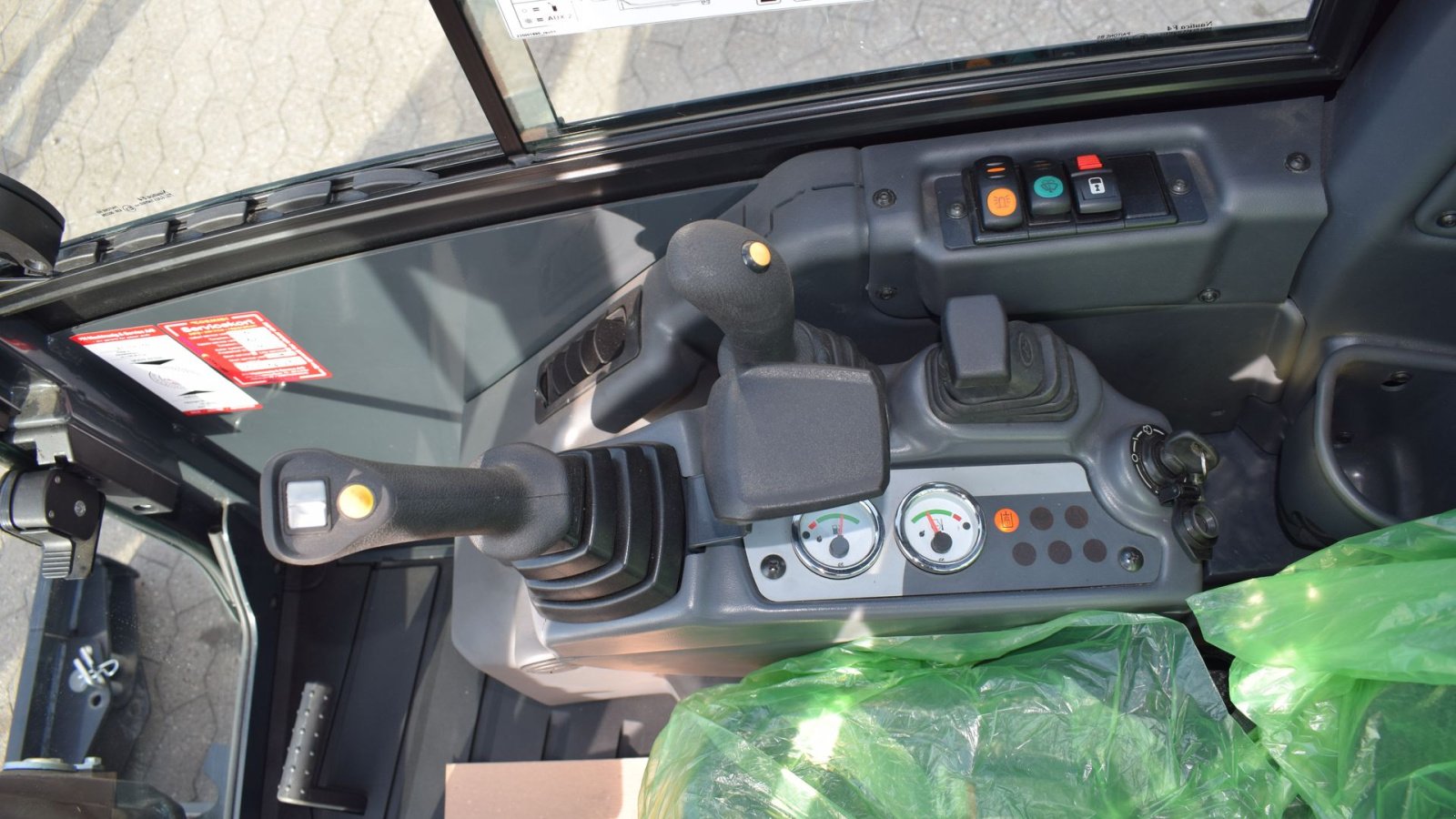 Bagger типа Eurocomach 22 SR, Gebrauchtmaschine в Fredensborg (Фотография 13)