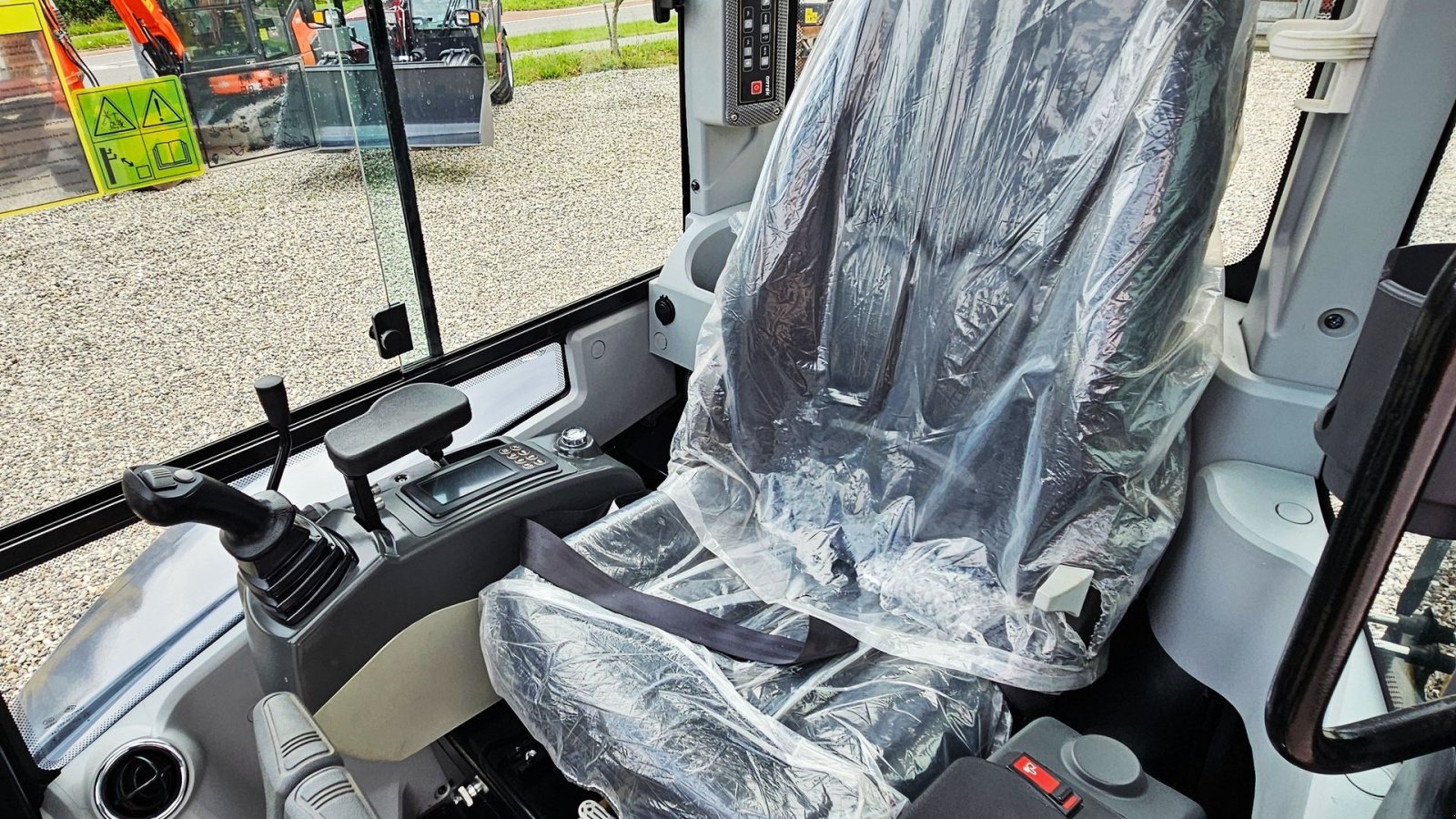 Bagger typu Eurotrac HE26-SR / fabriksny / Engcon rotortilt / Yanmar motor / skovlsæt, Gebrauchtmaschine v Arden (Obrázek 14)