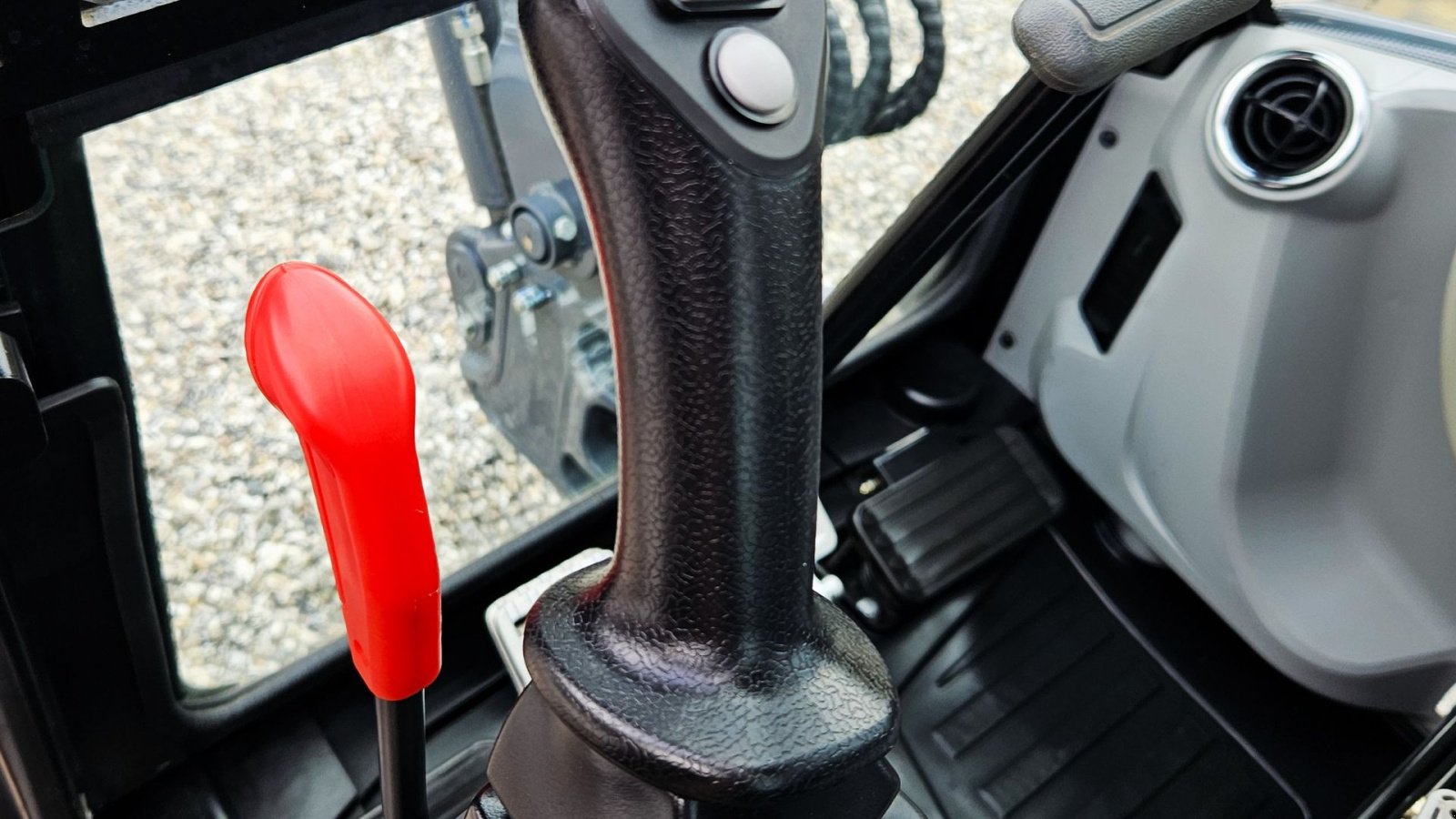 Bagger typu Eurotrac HE26-SR / fabriksny / Engcon rotortilt / Yanmar motor / skovlsæt, Gebrauchtmaschine v Arden (Obrázek 16)