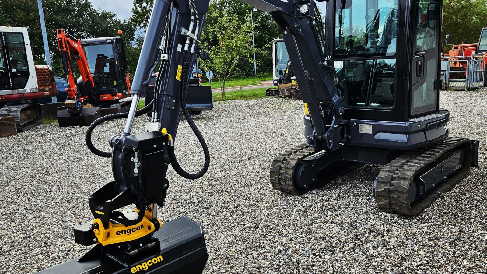 Bagger typu Eurotrac HE26-SR / fabriksny / Engcon rotortilt / Yanmar motor / skovlsæt, Gebrauchtmaschine v Arden (Obrázek 3)