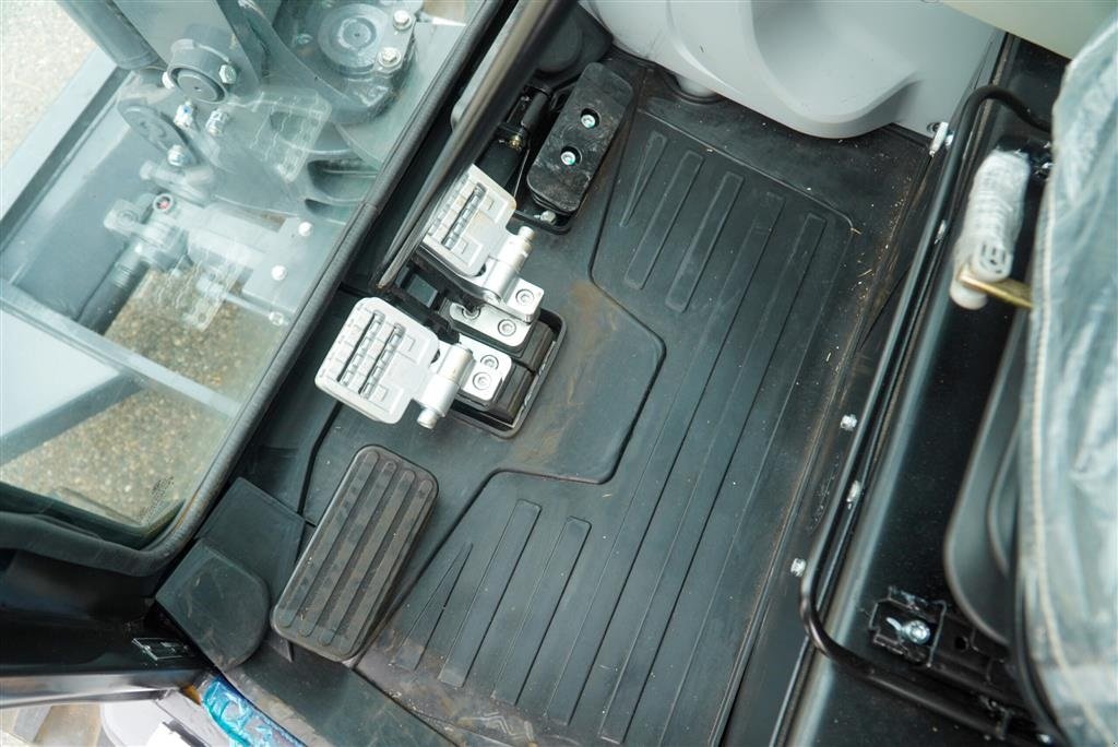 Bagger типа Eurotrac HE26-SR, Gebrauchtmaschine в Rødekro (Фотография 15)