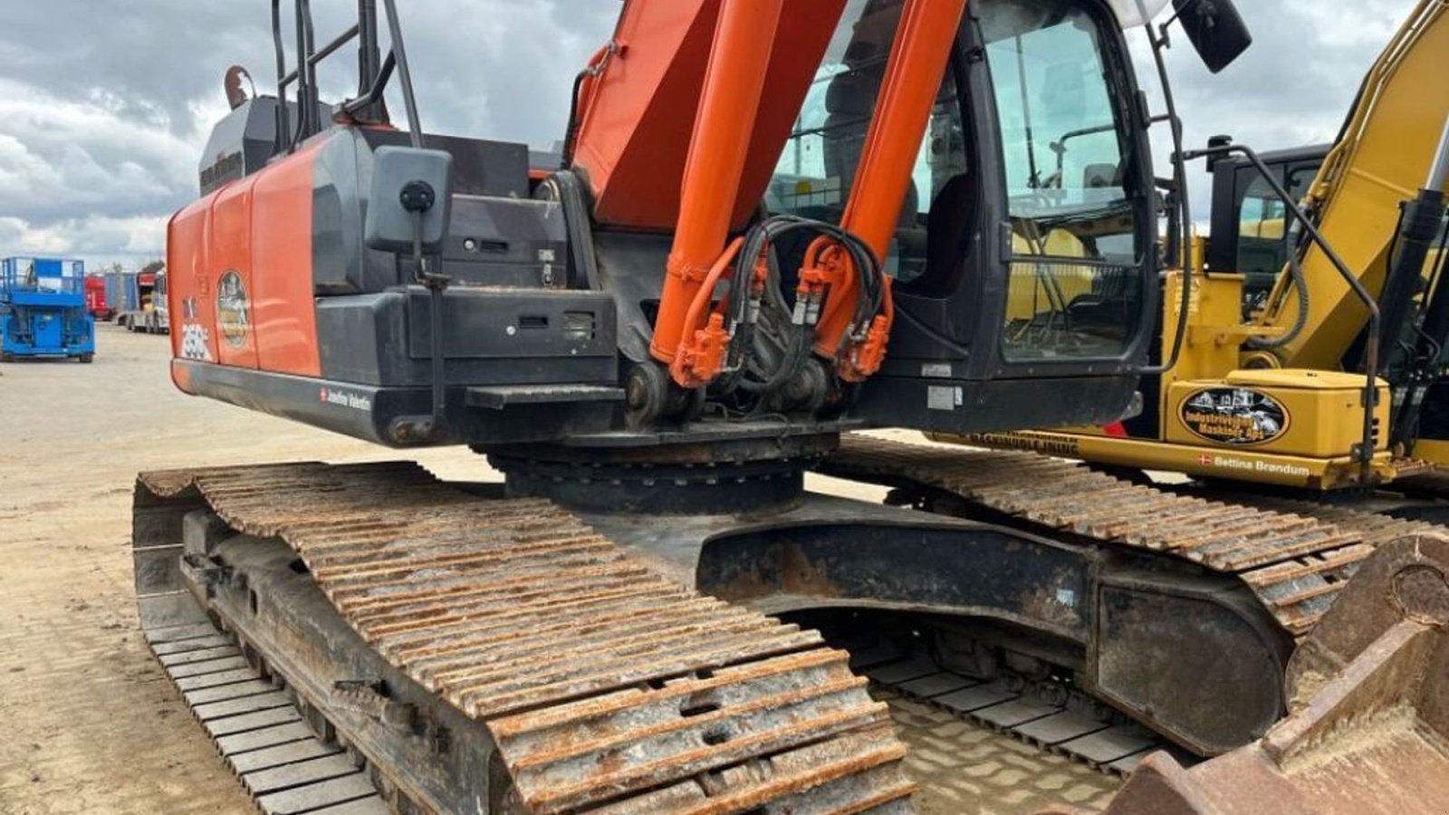 Bagger du type Hitachi Zaxis 350 LC, Gebrauchtmaschine en Rødovre (Photo 1)