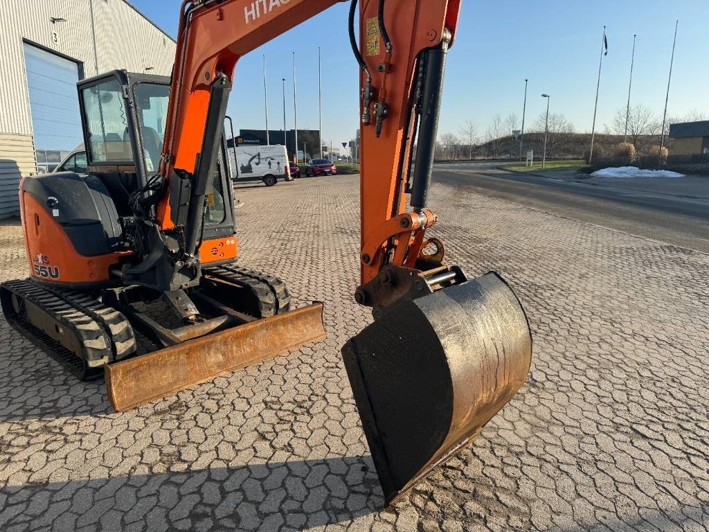 Bagger от тип Hitachi ZX 55 U-5 A, Gebrauchtmaschine в Vojens (Снимка 14)