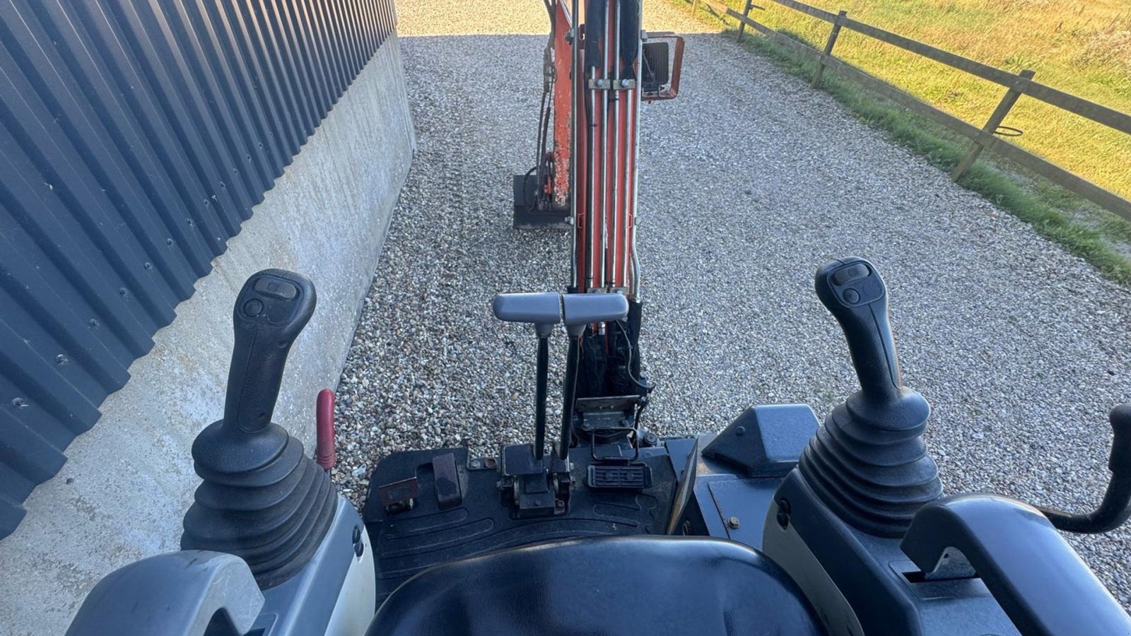 Bagger typu Hitachi ZX19U-5A Minigraver, Gebrauchtmaschine v Nykøbing Mors (Obrázek 6)