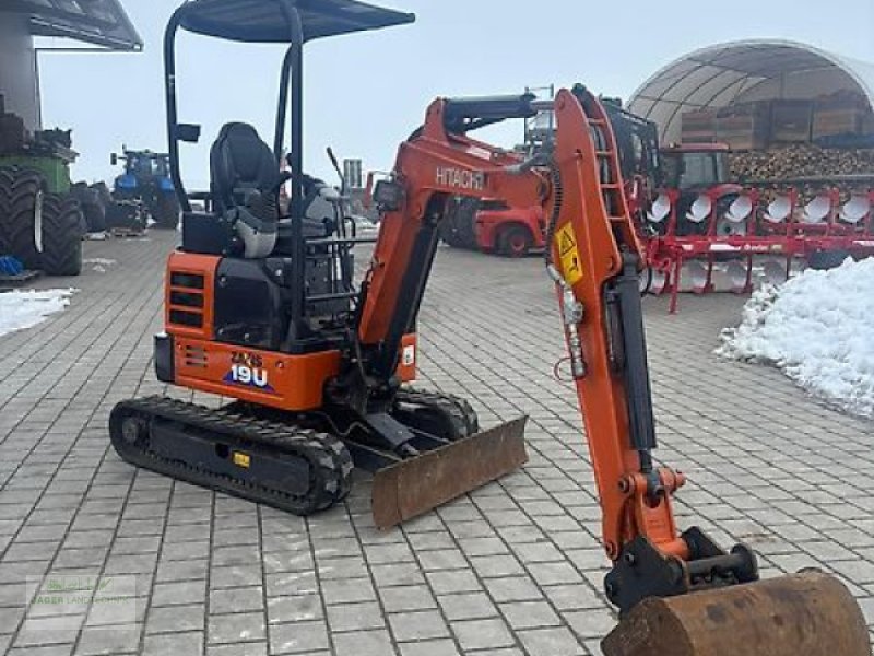 Bagger van het type Hitachi ZX19U-6 Y / Minibagger / Gebraucht / 575 Stunden / 1,9 to, Gebrauchtmaschine in Gerstetten