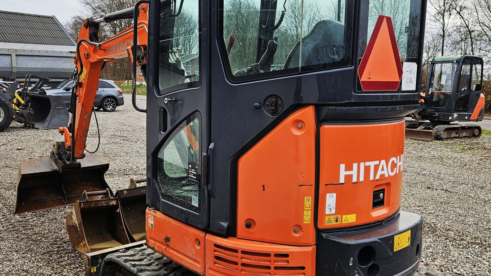 Bagger Türe ait Hitachi ZX26U-5A CR / tiltman skifte og skovlsæt / 4600 timer, Gebrauchtmaschine içinde Arden (resim 4)