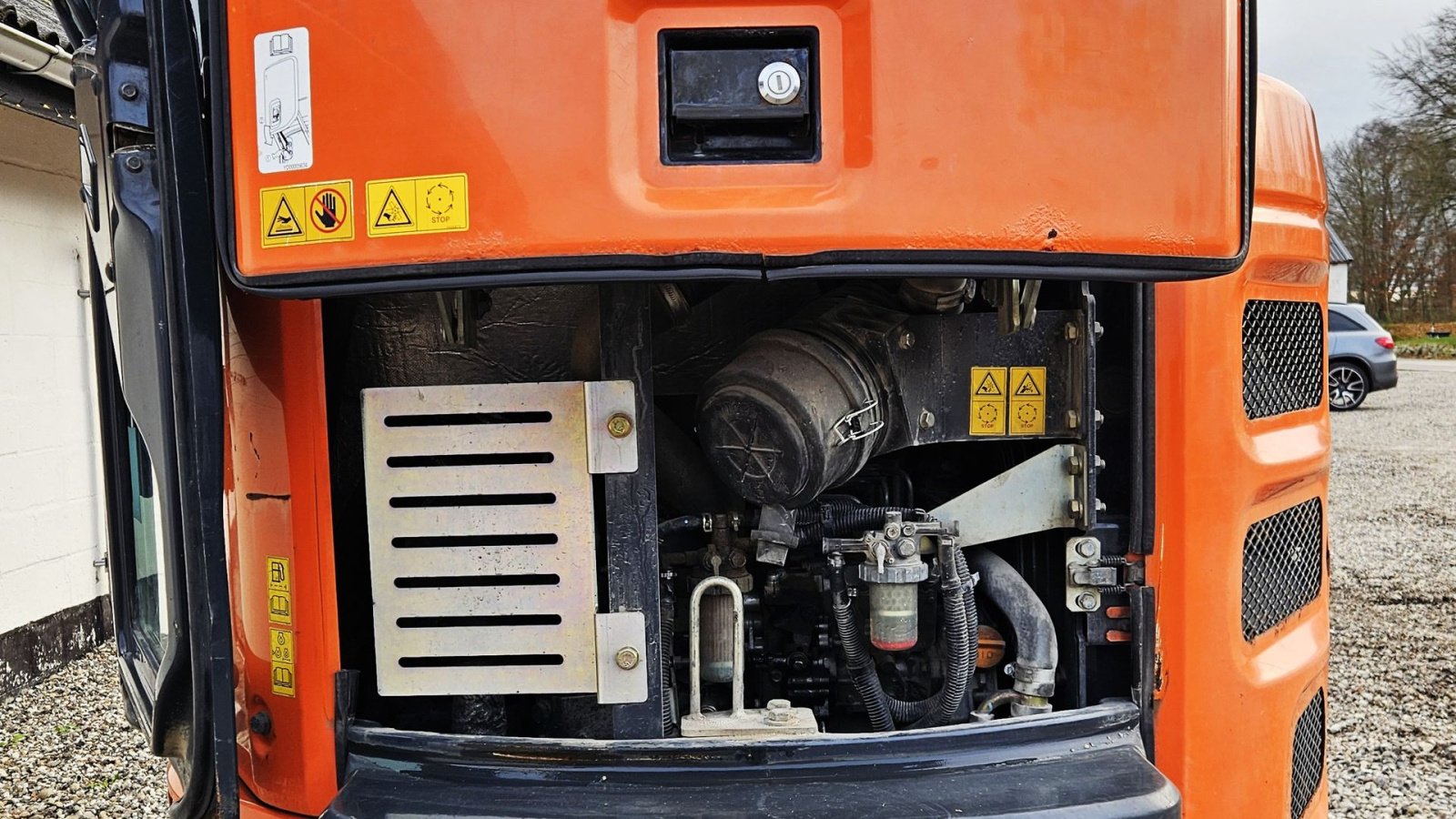 Bagger Türe ait Hitachi ZX26U-5A CR / tiltman skifte og skovlsæt / 4600 timer, Gebrauchtmaschine içinde Arden (resim 15)