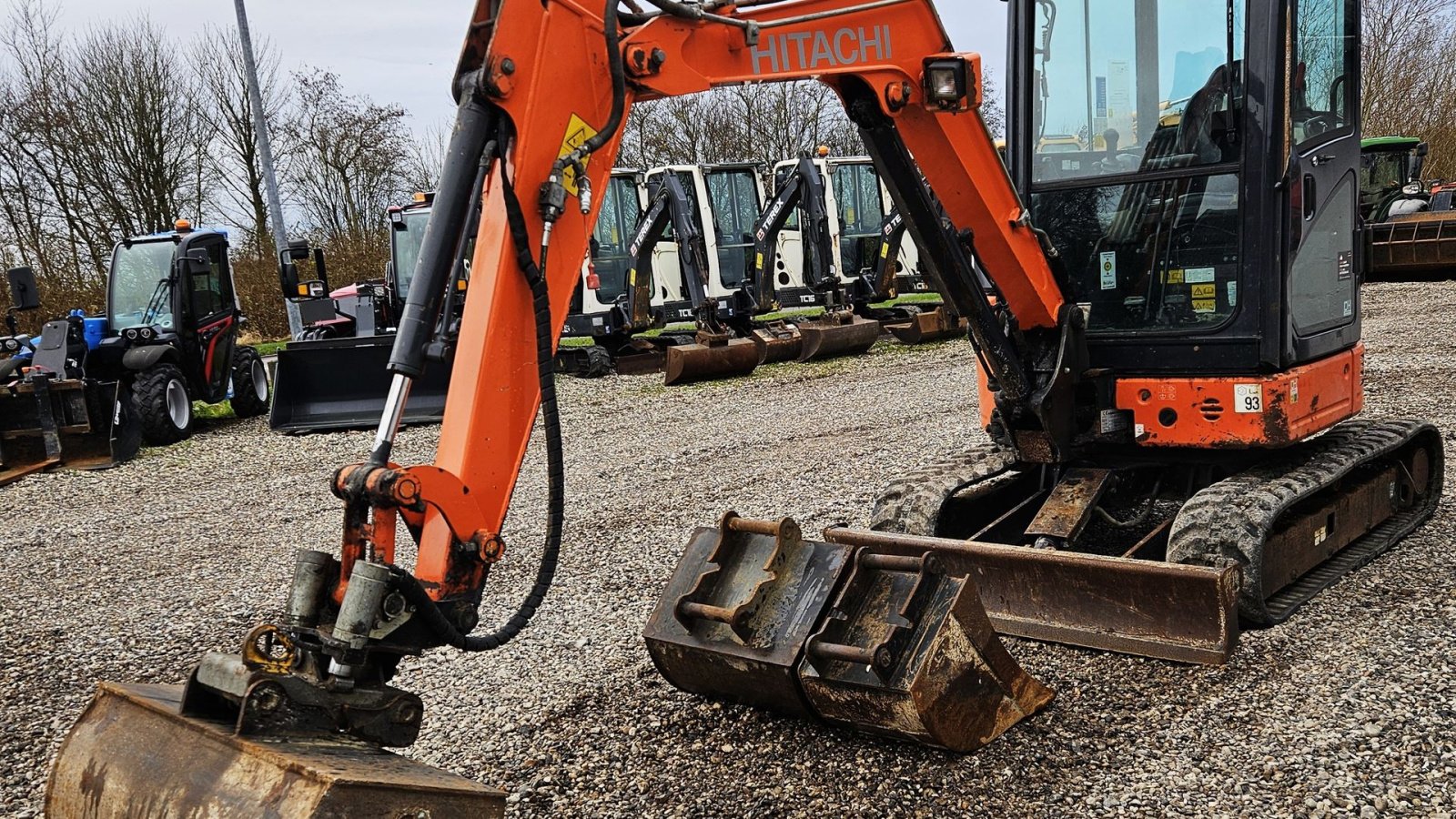 Bagger del tipo Hitachi ZX26U-5A CR / tiltman skifte / skovlsæt / 4600 timer, Gebrauchtmaschine en Arden (Imagen 3)