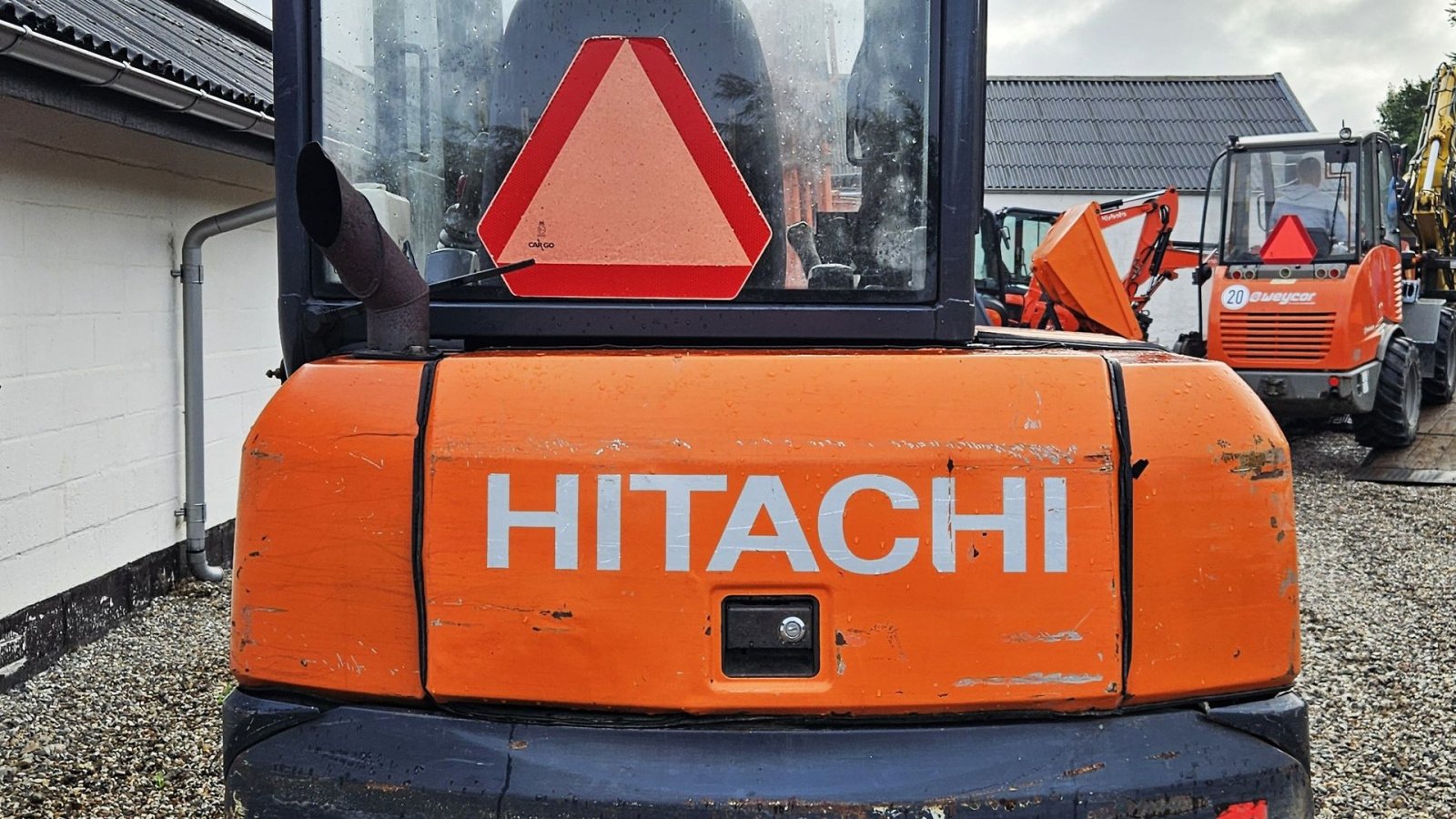 Bagger typu Hitachi ZX27-3 / powertilt og skovlsæt / årgang 2010, Gebrauchtmaschine v Arden (Obrázek 5)