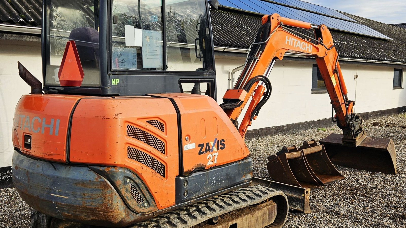 Bagger typu Hitachi ZX27-3 / powertilt og skovlsæt / årgang 2013, Gebrauchtmaschine v Arden (Obrázek 7)