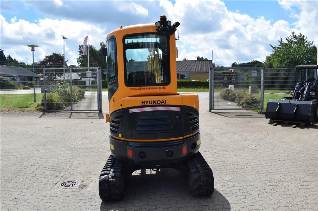 Bagger des Typs Hyundai 25Z-9AK, Gebrauchtmaschine in Fredensborg (Bild 5)