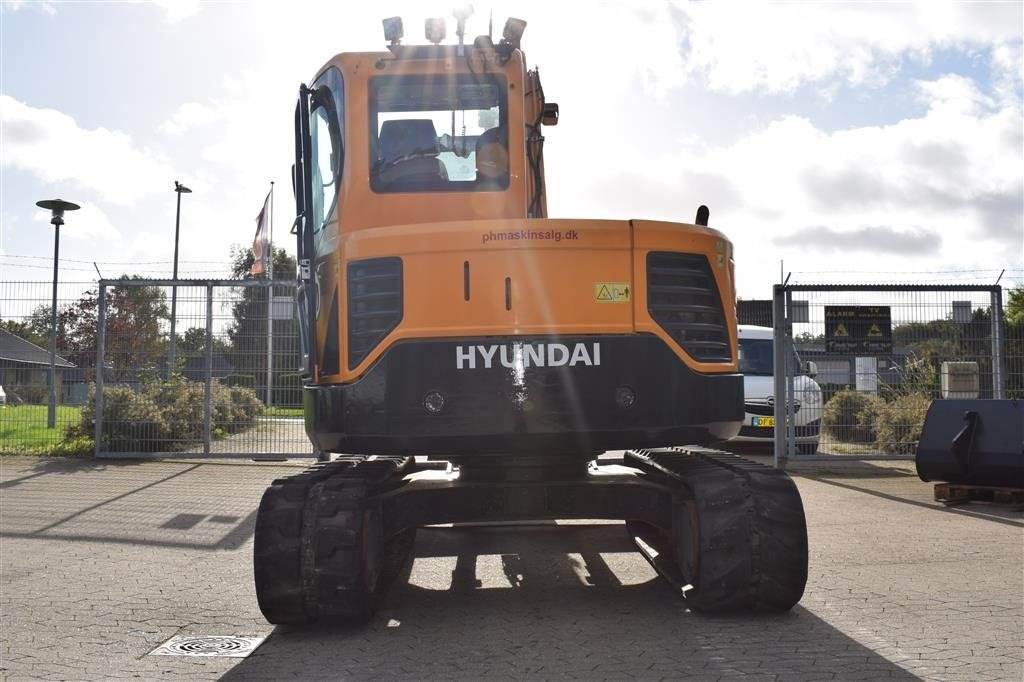 Bagger des Typs Hyundai 80CR-9A, Gebrauchtmaschine in Fredensborg (Bild 21)