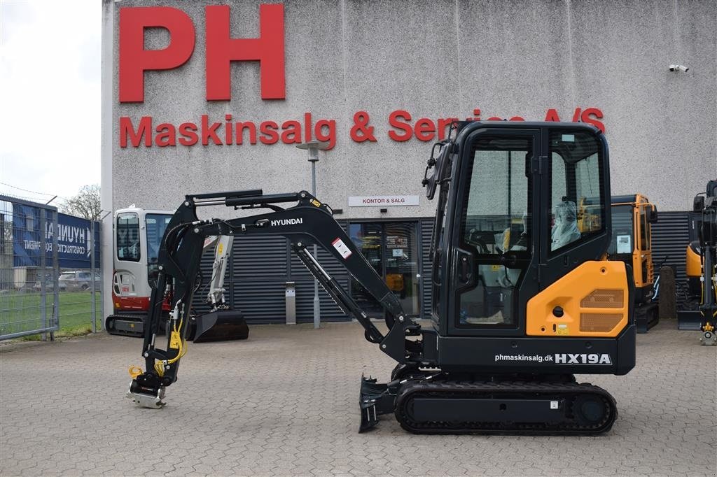 Bagger des Typs Hyundai HX 19A NY MODEL, TILTMAN KOMPAKT S30/150, Gebrauchtmaschine in Fredensborg (Bild 1)
