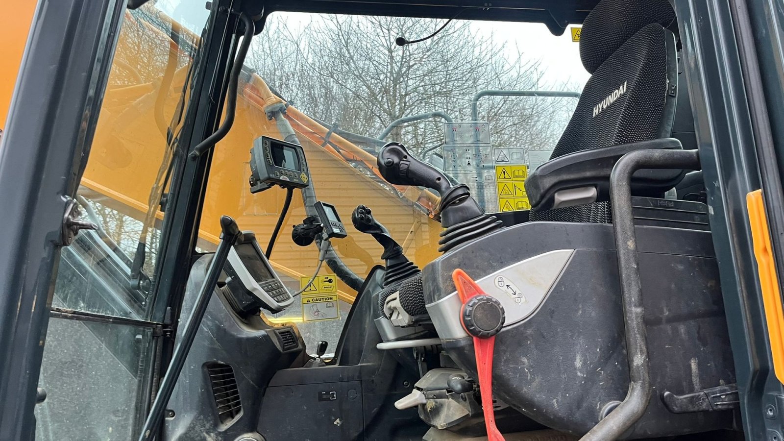 Bagger del tipo Hyundai HX220L  Velholdt maskine, med Rotortilt, S70 skifte og gribeklo samt ICS maskine styresystem., Gebrauchtmaschine en Lintrup (Imagen 8)