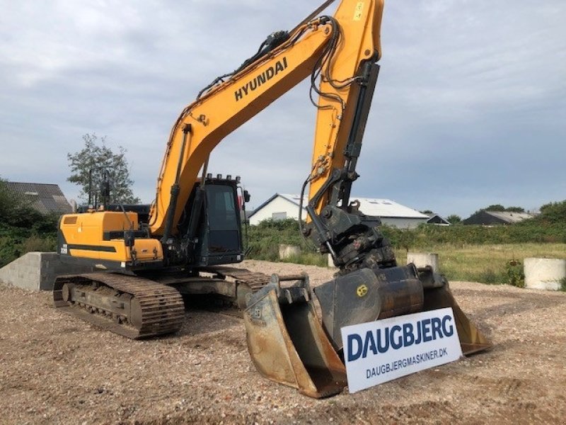 Bagger des Typs Hyundai HX220L, Gebrauchtmaschine in Viborg (Bild 3)
