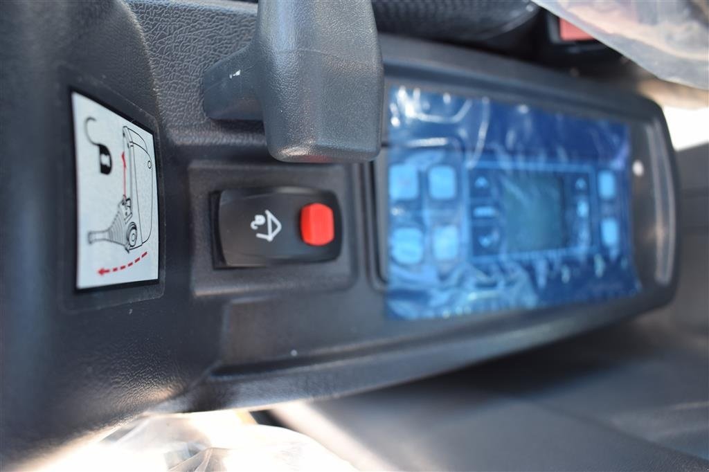 Bagger des Typs Hyundai HX85A, Gebrauchtmaschine in Fredensborg (Bild 18)