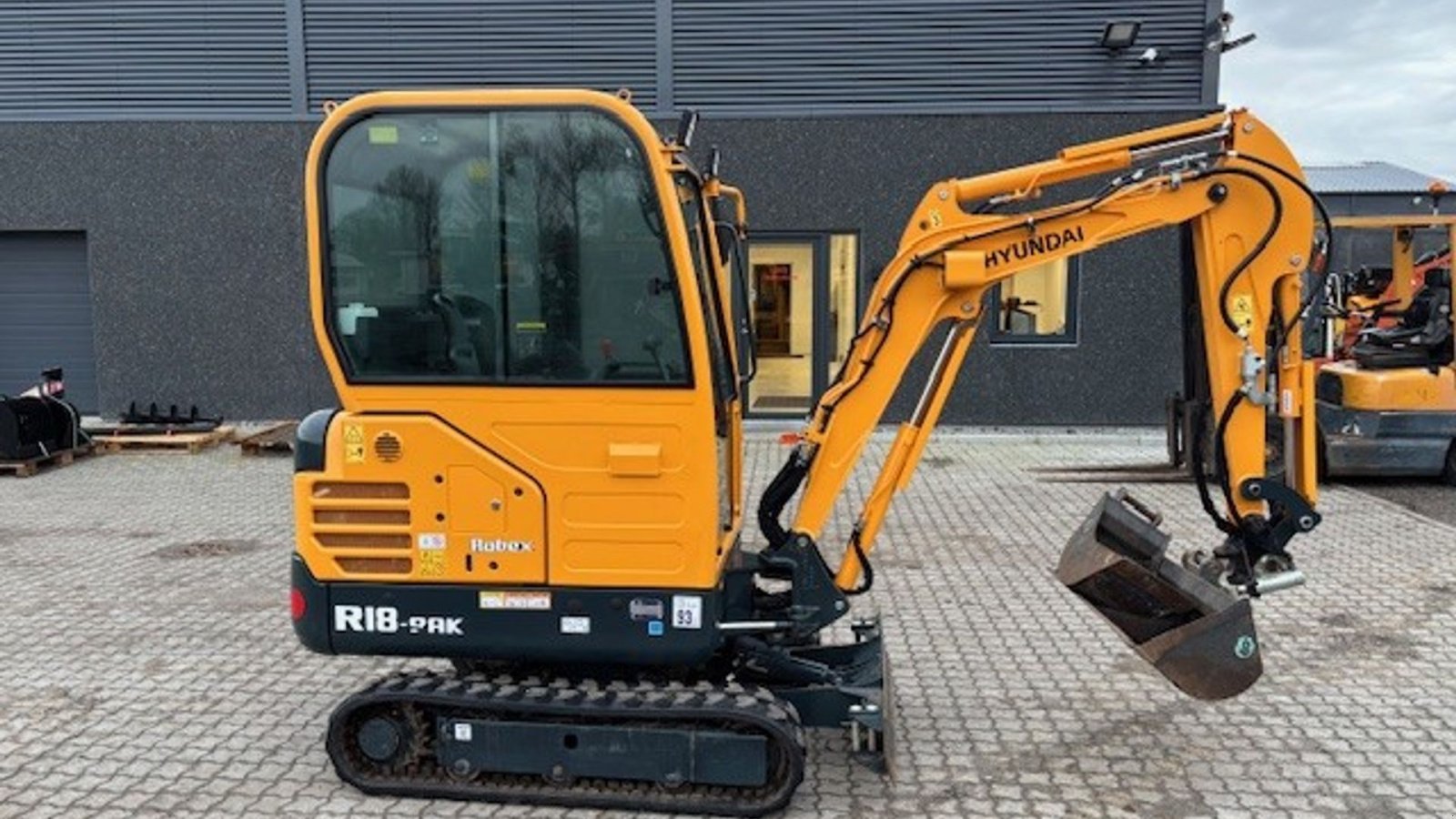 Bagger typu Hyundai R18-9AK, Gebrauchtmaschine v Nørresundby (Obrázek 5)