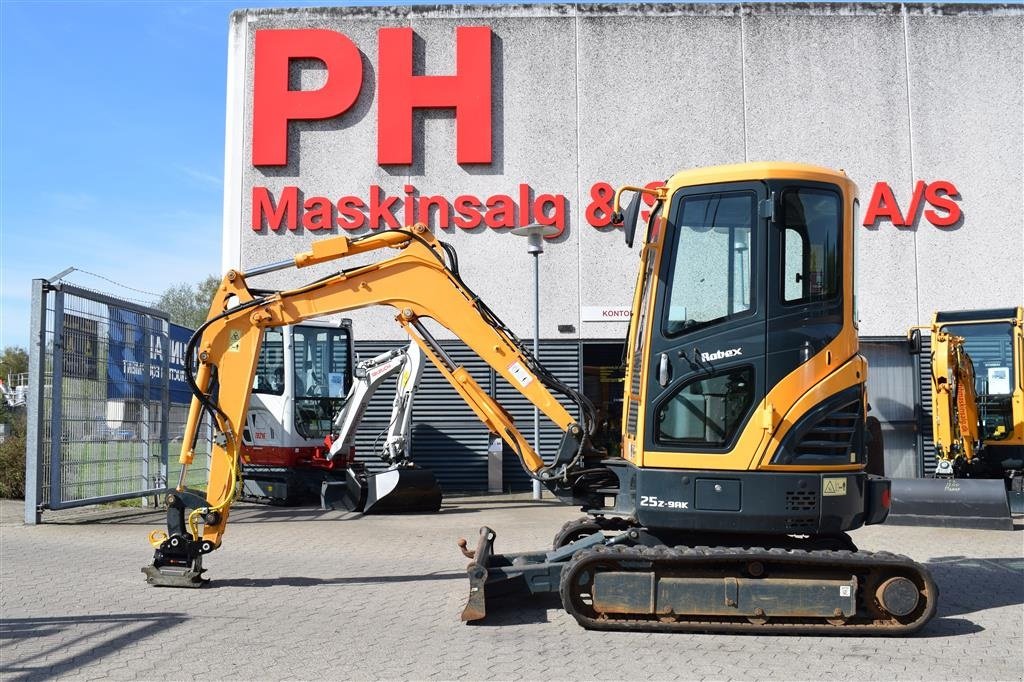 Bagger of the type Hyundai R25Z-9AK TILTMAN S40, LAVT TIMETAL, Gebrauchtmaschine in Fredensborg (Picture 2)